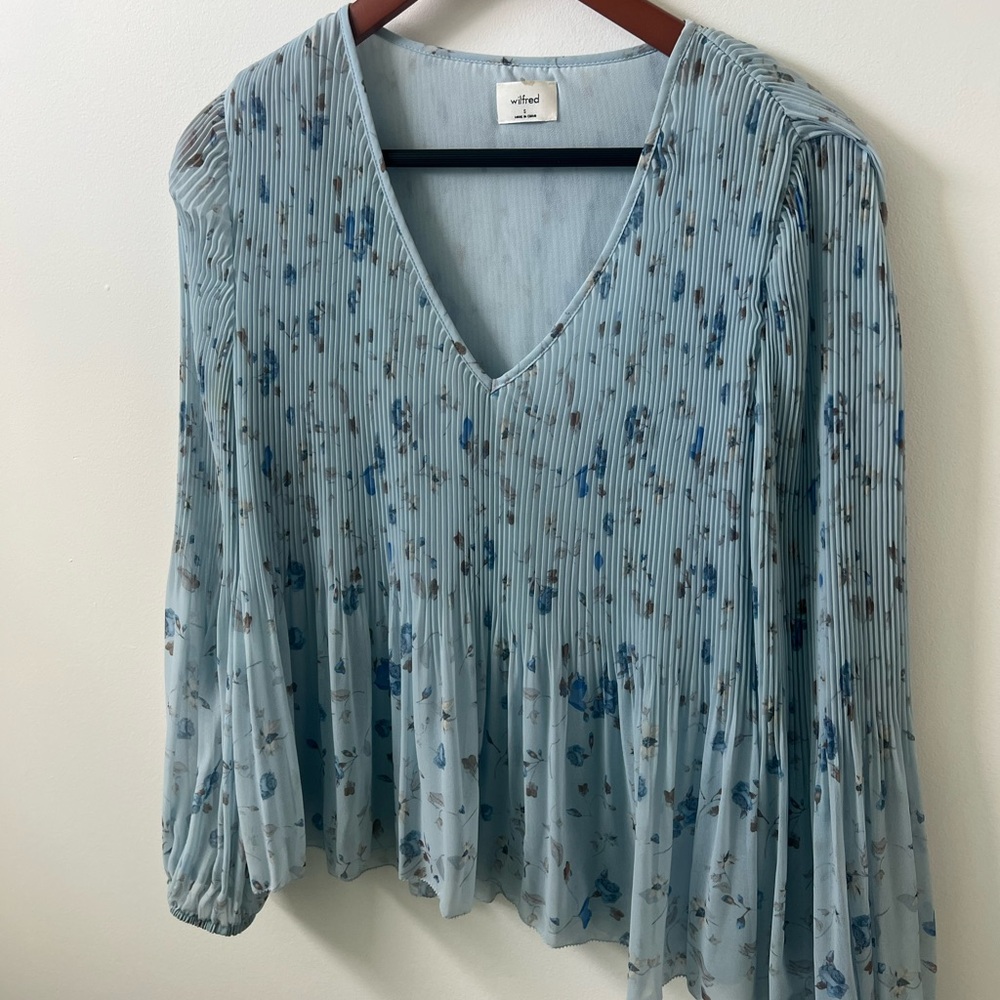 Blue Floral V-Neck Blouse
